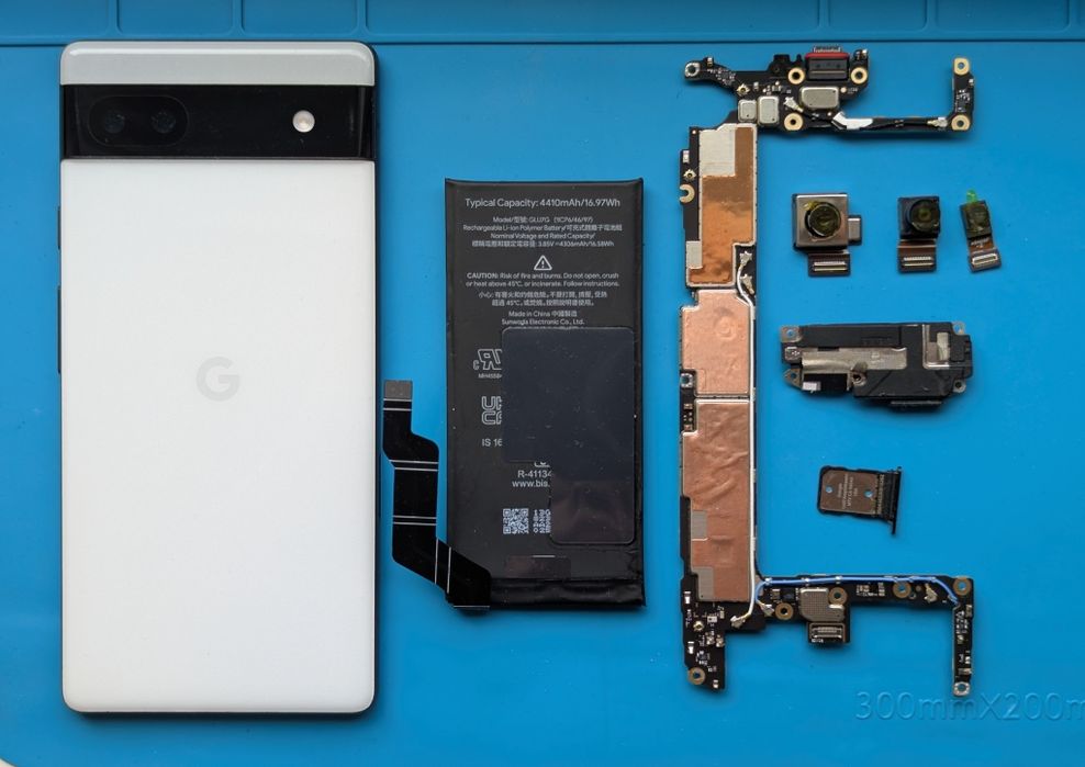 Google Pixel 6a по запчастинах