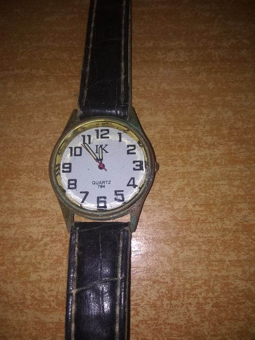 Кабеля до комп'ютера, навушники радянські годинники і т.д.