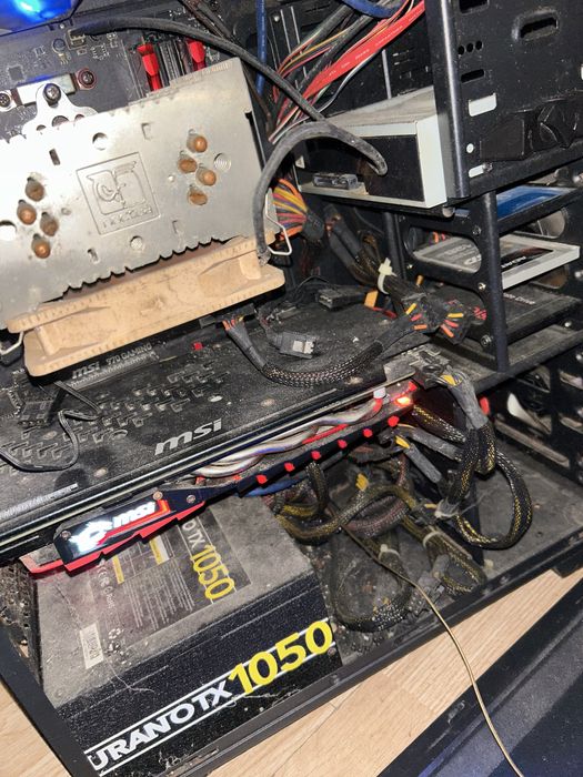 Computador gaming (não passa imagem)