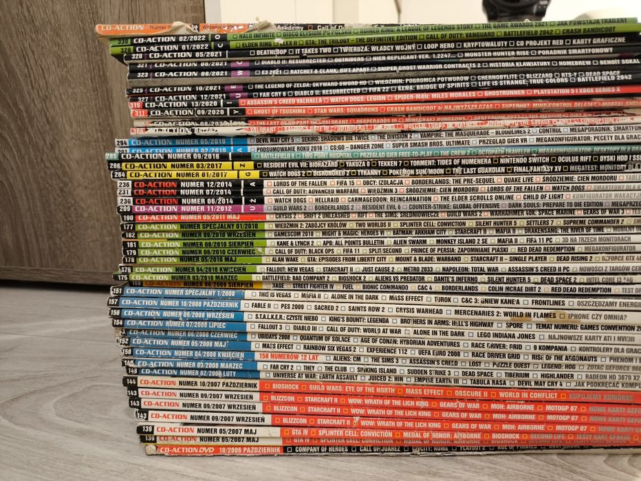 CD-Action 46  numerów z różnych lat