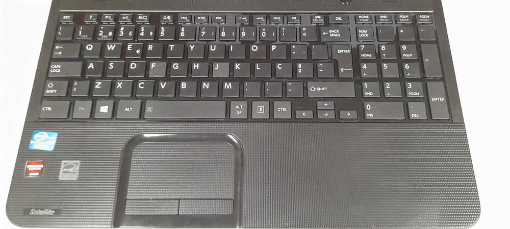 Portátil Toshiba Satellite C855-2K1 i364584318381057121