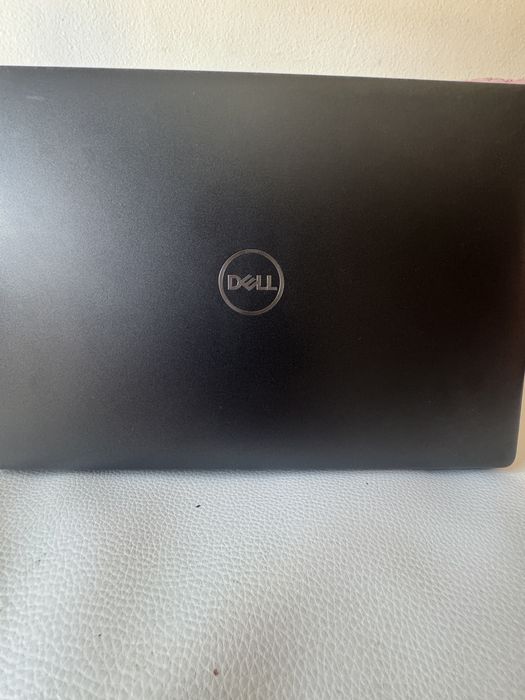 Portátil Dell Latitude 5400 | Intel i5 8ª Gen | 16GB RAM | SSD 512GB | Como Novo