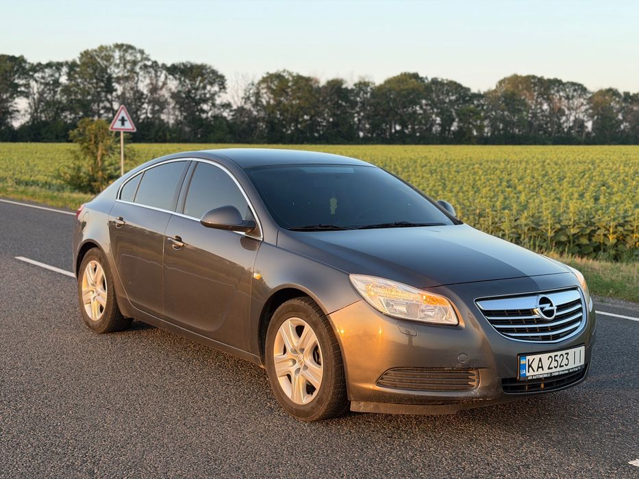 Продам Opel INSIGNIA
