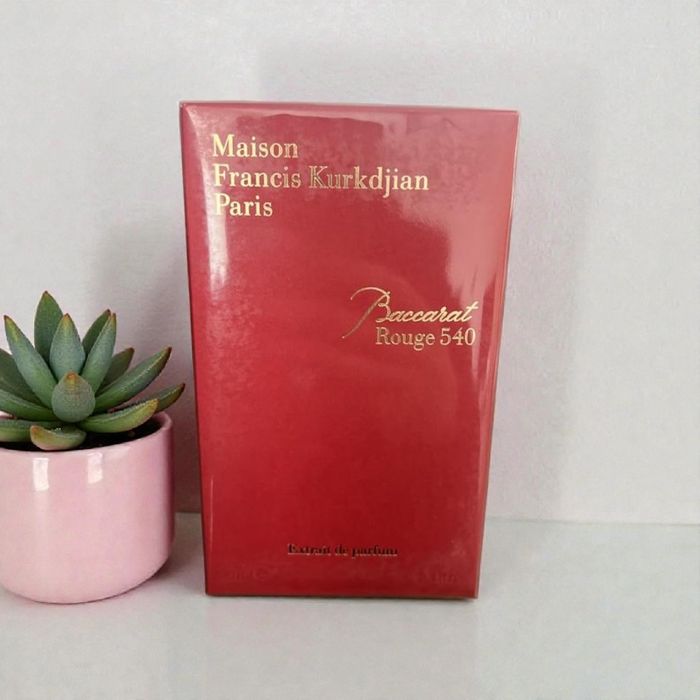 Оригінал Bakara Maison Francis Kurkdjian Baccarat Rouge 540 - парфумо