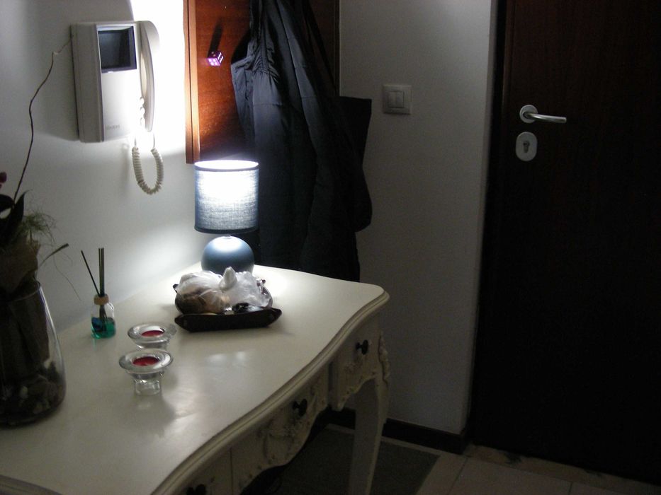 t1 mobilado e equipado com lugar de garagem