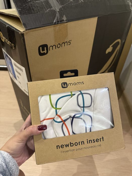 укачивающий центр 4moms