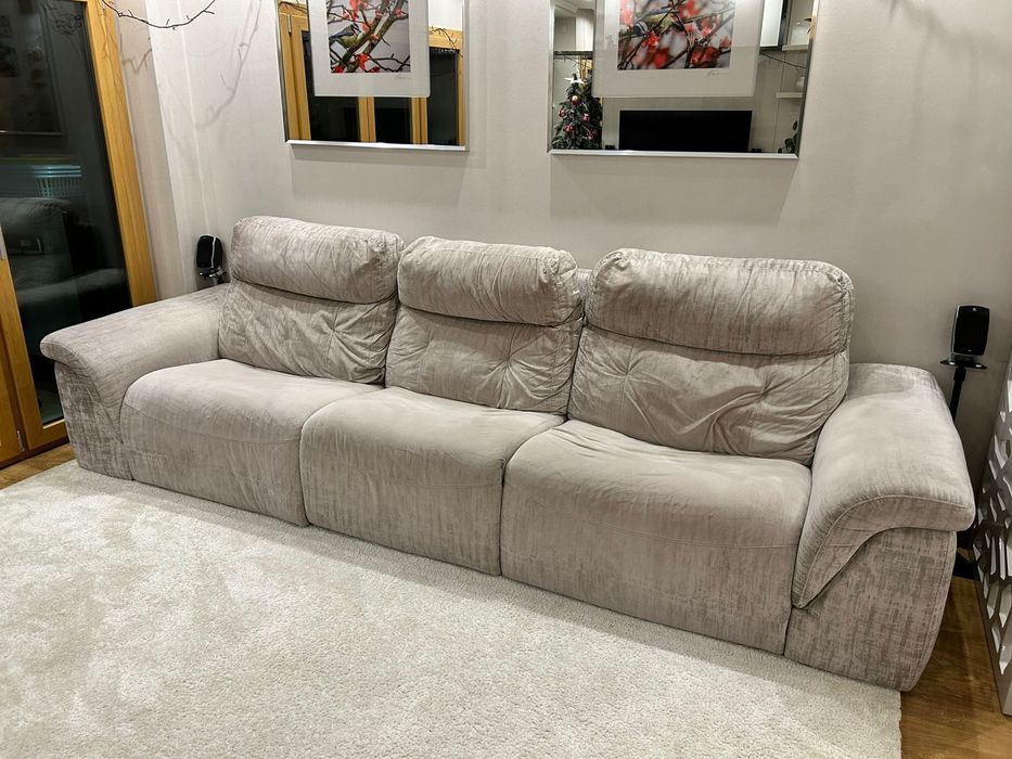 Sofá de 3 almofadas com 2 relax eletrico