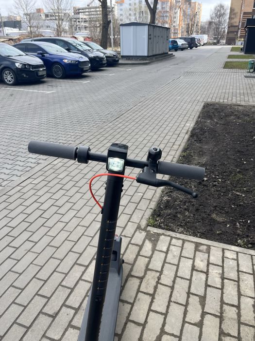 Продам Xiaomi Electric Scooter 4 Lite Gen2 (BHR8052GL)