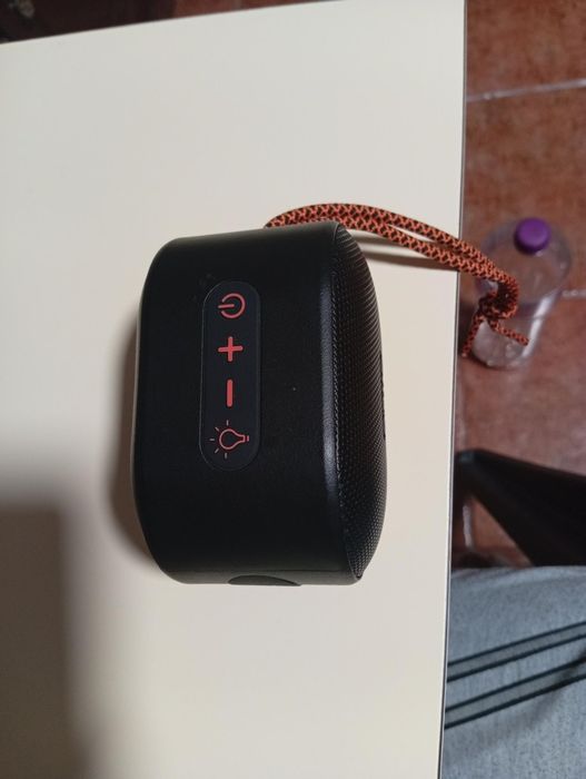Coluna Bluetooth Aiwa Hyper Bass RGB Nova
