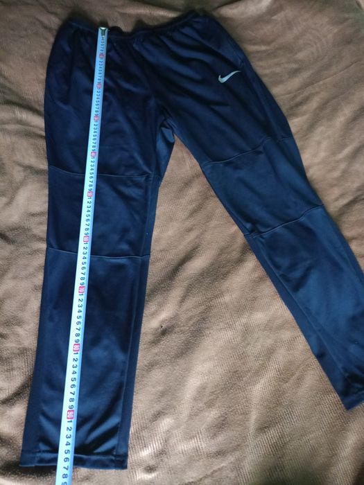 Спортивные штаны Nike