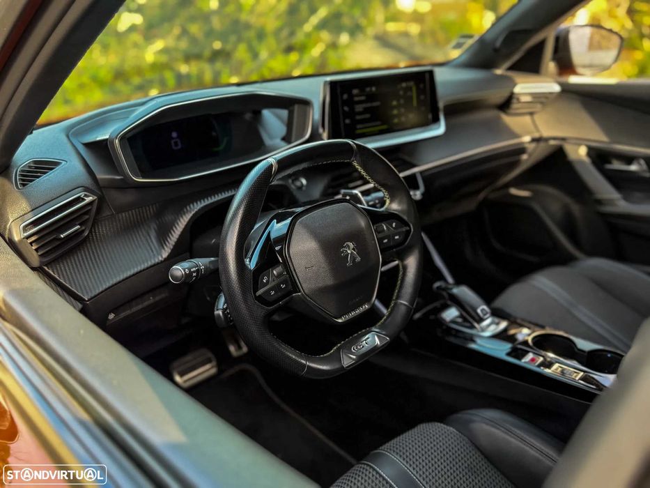 Peugeot 2008 1.5 BlueHDi Allure EAT8