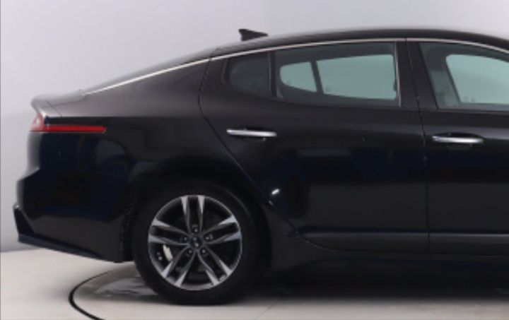 Tylne prawe drzwi Kia Stinger kolor czarny