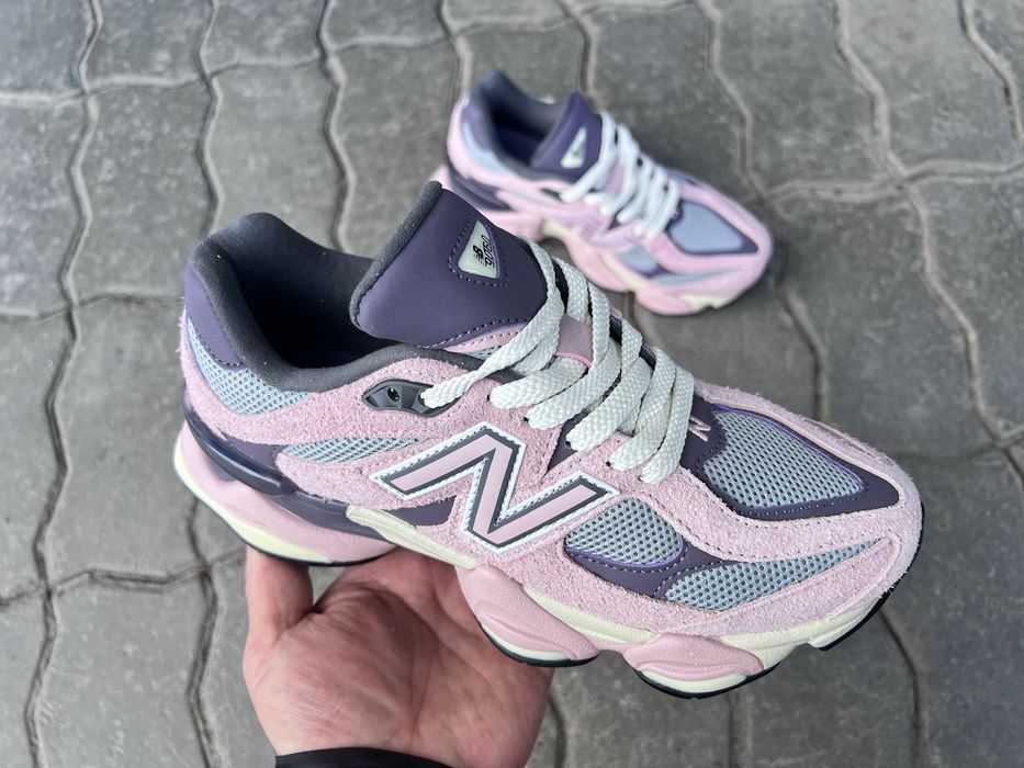Кросівки жіночі New Balance 9060 Pink Lavender 37-40р.