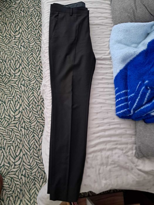 Fato masculino - marca Suits Inc - tamanho 40 (Slim fit)