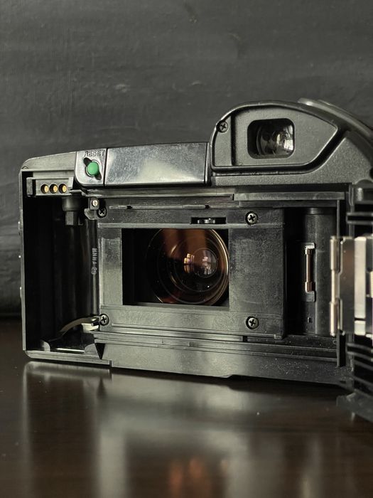 Olympus AZ-300 Super Zoom