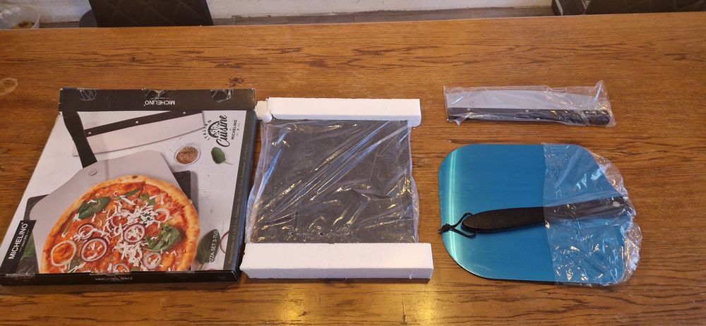Zestaw do Pizzy 3 w 1 Kamień Paca Noż