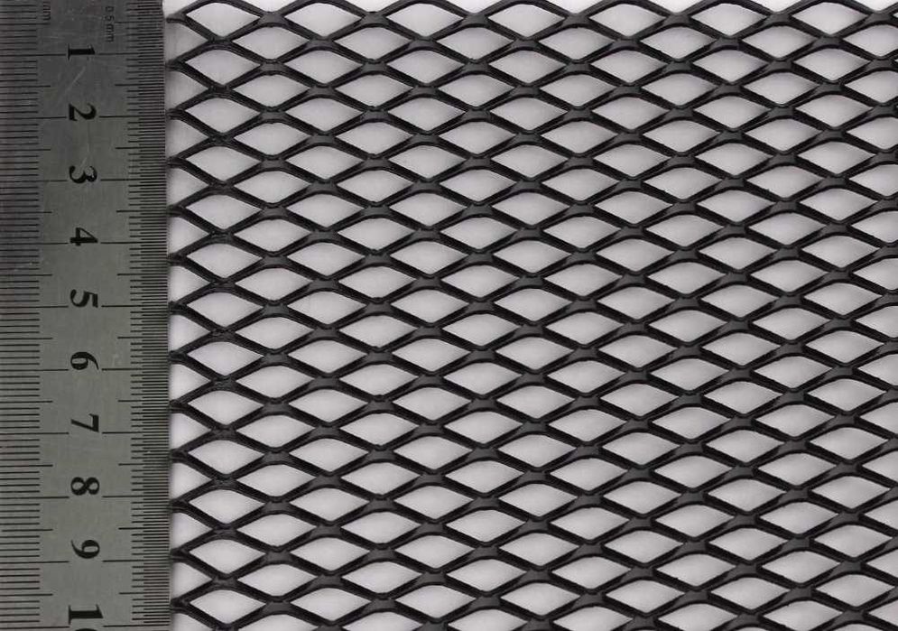 Решітка сітка радіатора бампера  захисна