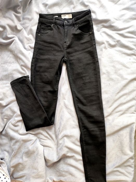 Czarne skinny jeans