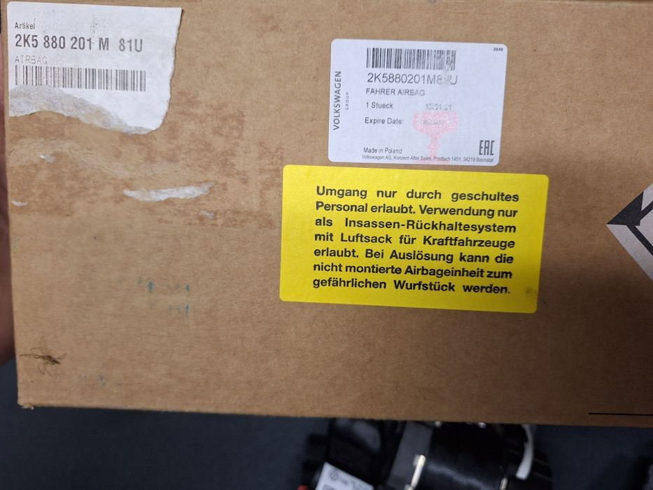 Poduszki Pasy nowe oryginalne caddy IV 4 2015