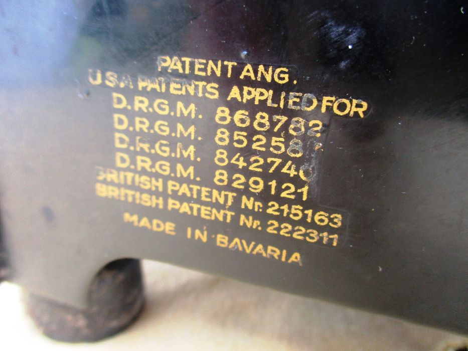 Maquina de escrever Vintage Século XX - muito antiga