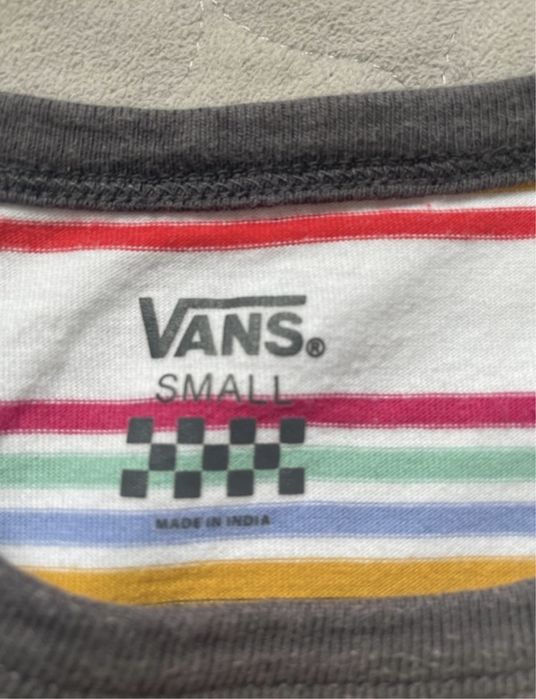 Kolorowa koszulka vans