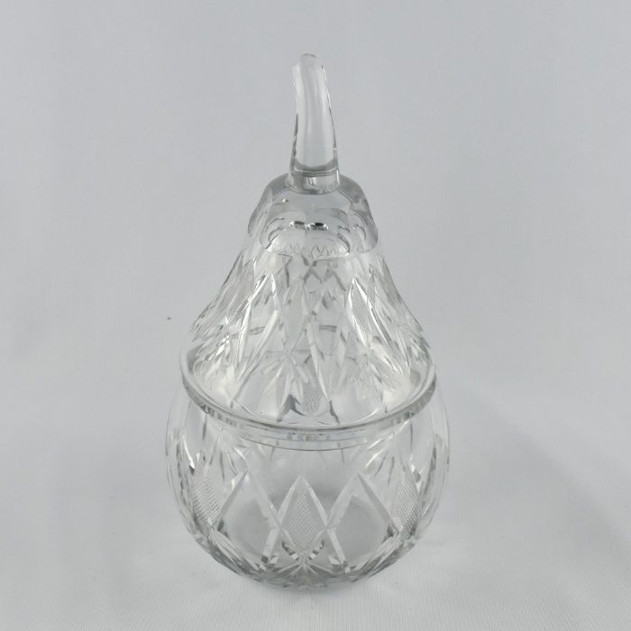 Bomboneira / Caixa em forma de pera, cristal lapidado e relevado