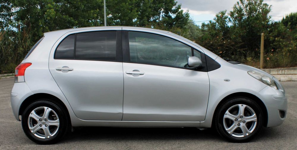 Toyota Yaris 1.4D4D com 162000km de 2011