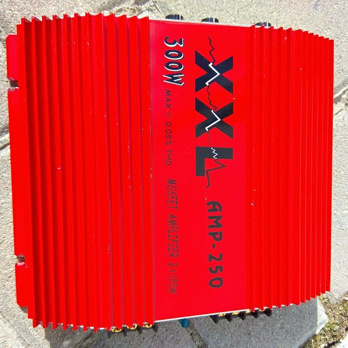 Wzmacniacz car audio XXL AMP-250 300W mosfet