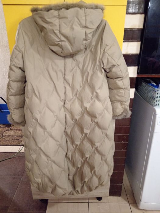 Продам пуховик зимний