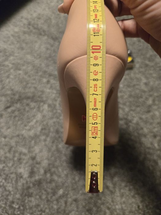 Szpilki nude, beżowe Kazar 38