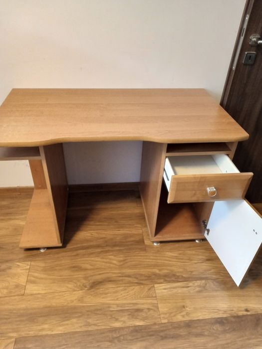 Biurko z stylu PRL