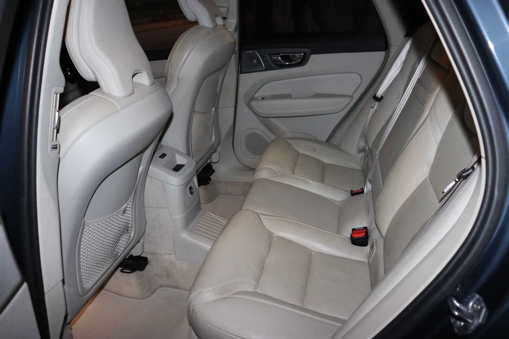 Volvo XC60 2.0 T8 Inscription