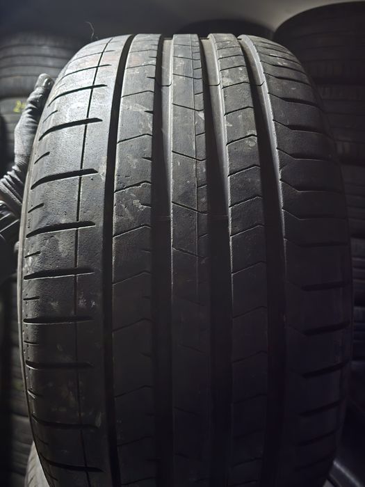 255/35 275/35R21 Pirelli PZero PZ4