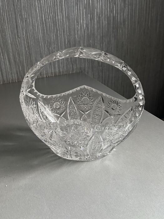 Хрустальная корзина