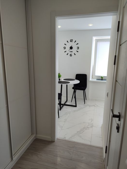 Квартира подобово в центрі м. Калуш +380635349430