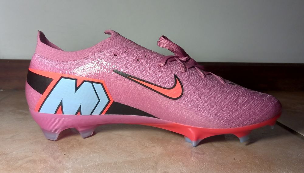 Chuteira nike air zoom mercurial vapor 16 pro