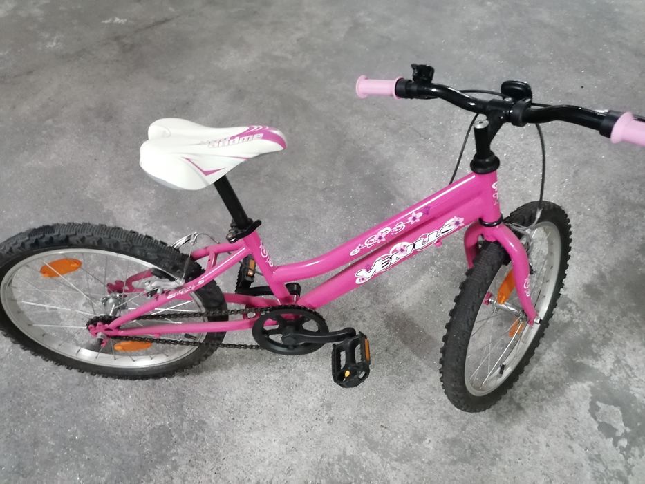 Bicicleta menina