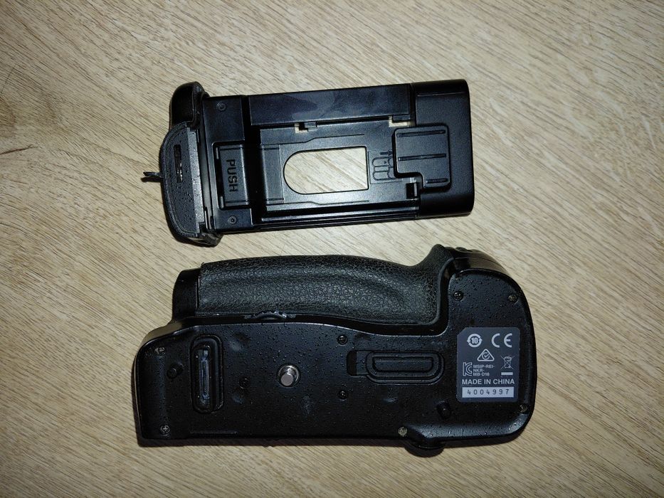 MB-D18 Grip do Nikon D850