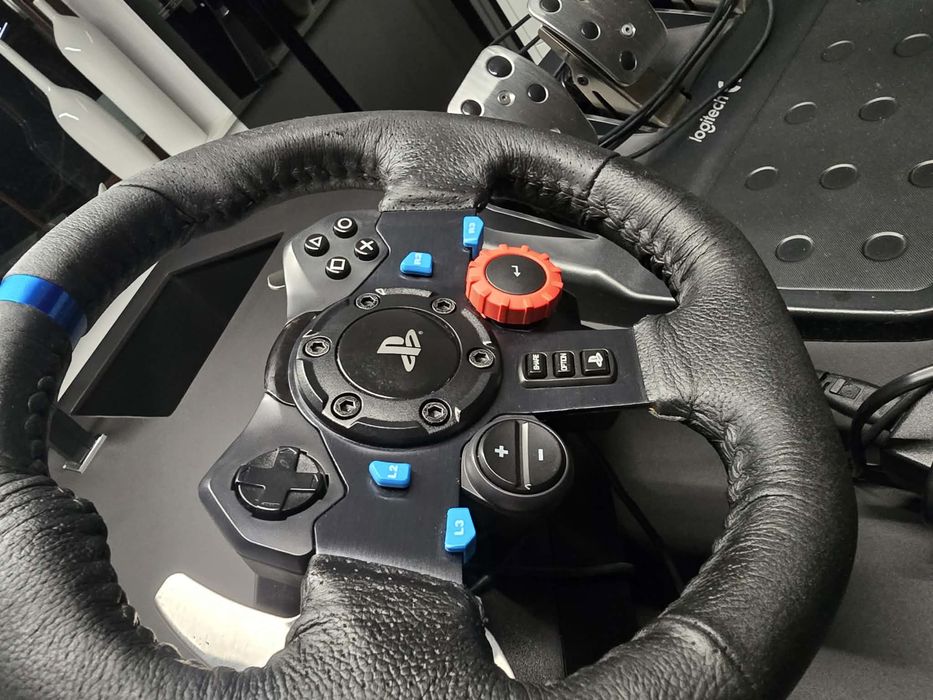 Logitech G29 PC/PS4/PS5 + shifter kierownica simracing