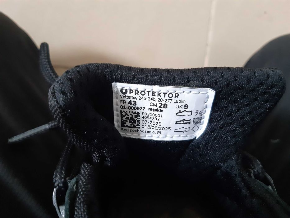 piękne profesjonalne buty trekkingowe rozm 43