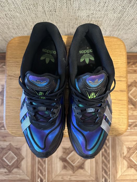 Продам кросівки Adidas