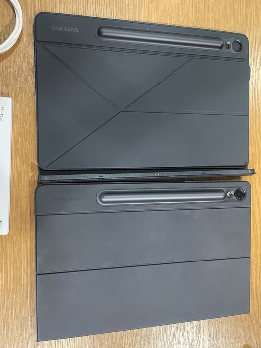 Samsung tab s9 Fe + extras