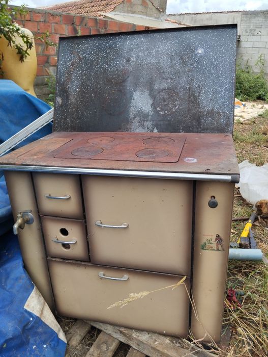 Fogões a lenha muito bonitos e foncionais a lenha