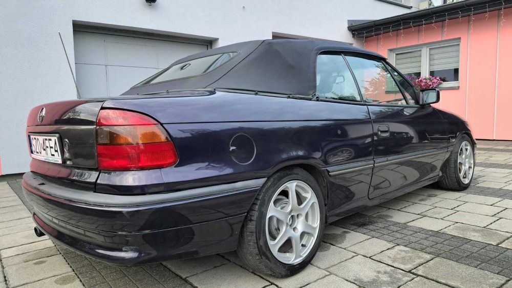 Opel Astra 2.0 GSI Bartona