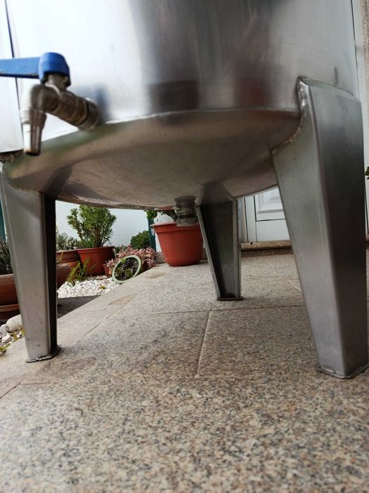 Cuba em Inox 150L – Estado Impecável, Robusta e Pronta a Usar!