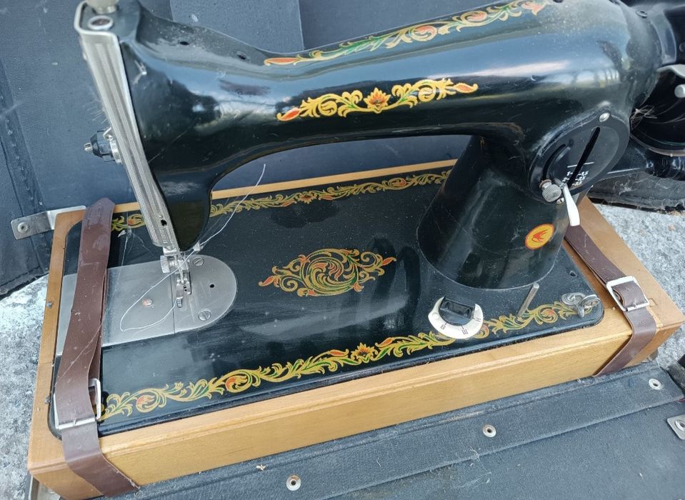 Швейна машинка в ідеальному стані