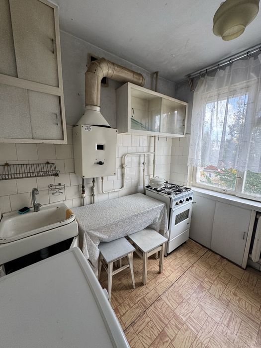 Здається 3 кімнатна рн Цум можна на місяць.