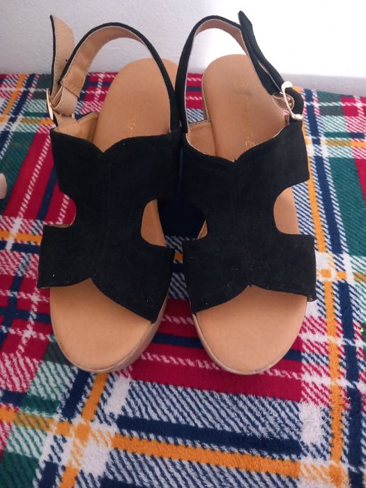 Sapatos em bom estado