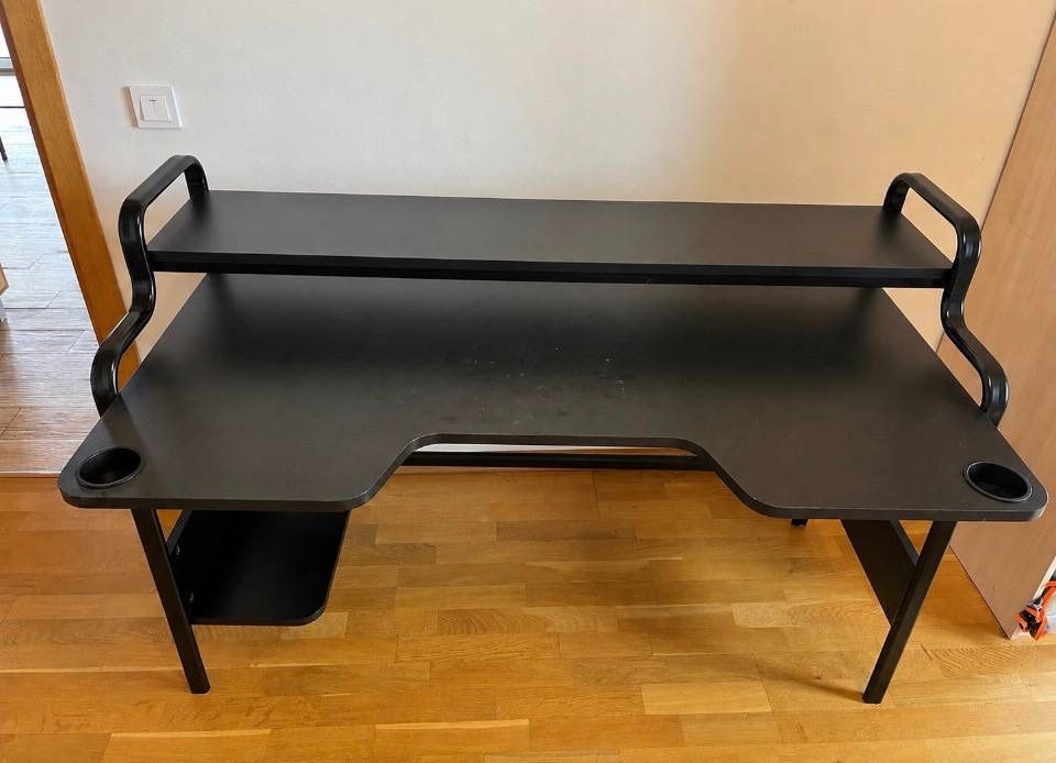 Ігровий стіл Ikea Fredde