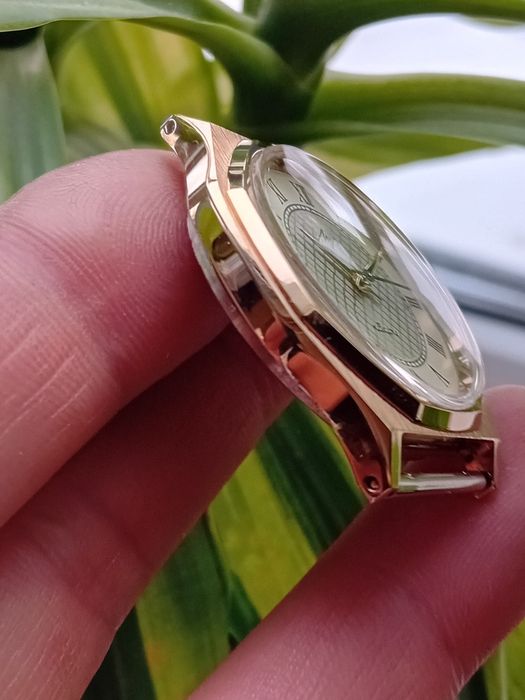 НОВЫЕ! Часы Луч 2356 с документами в коробочке электронно-механические